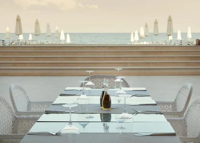 Dune - Free Access 5* Napospart